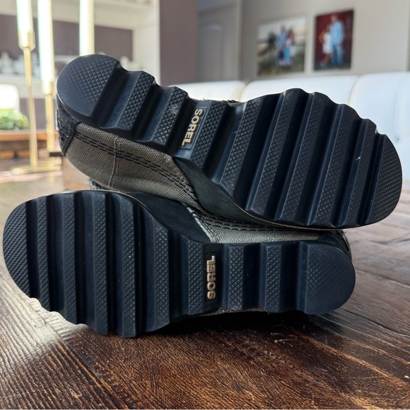 Sorel PDX Wedge Boots - Picture 10 of 12